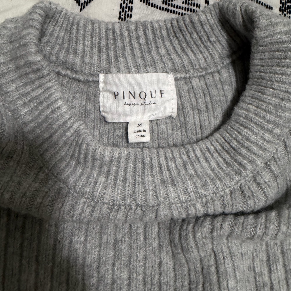 Pinque Cropped Sweater - Picture 4 of 4